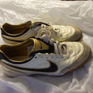 Nike Tiempo Mystic ll IC Gold 317591-027